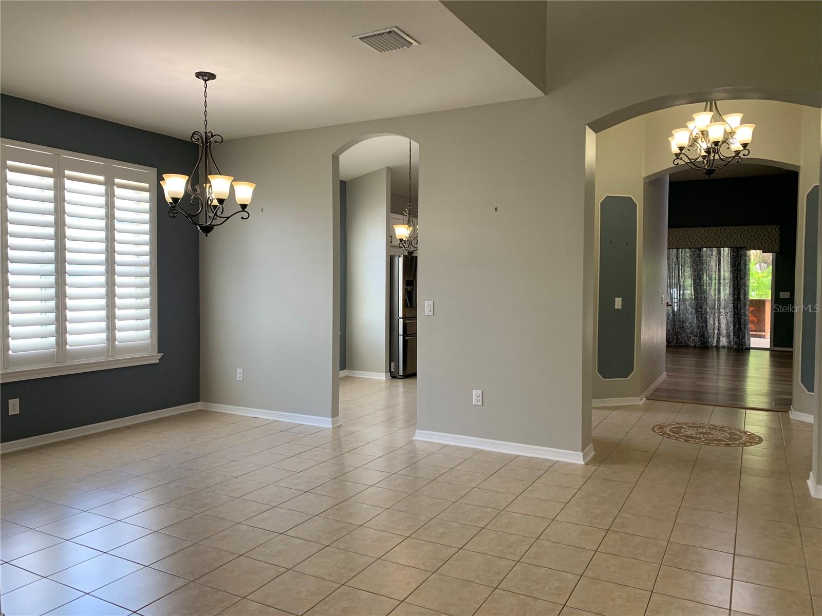 10308 Holland Rd Property Photo 4