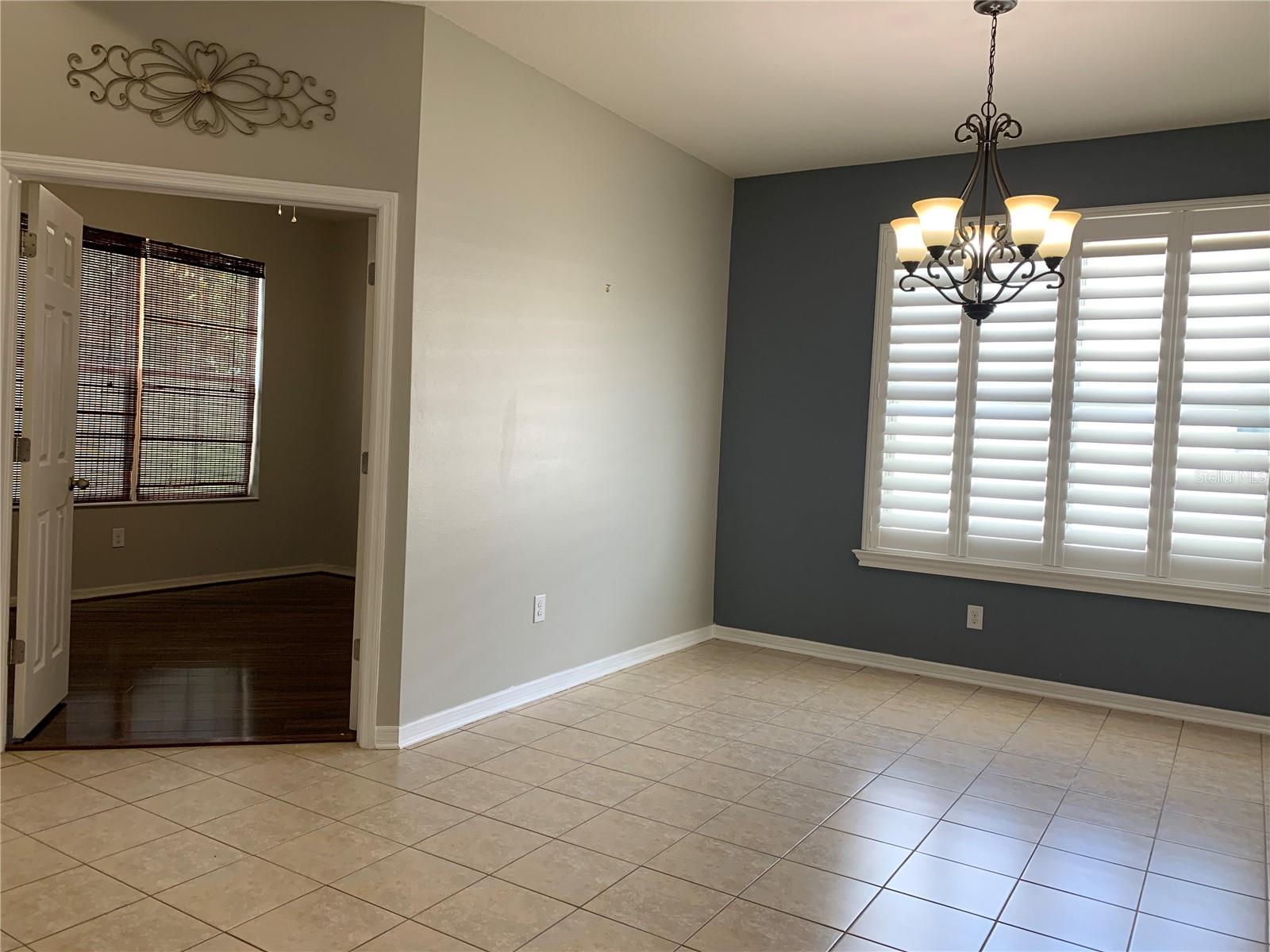 10308 Holland Rd Property Photo 6