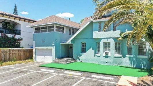 532 Beach Dr Ne Property Photo 2