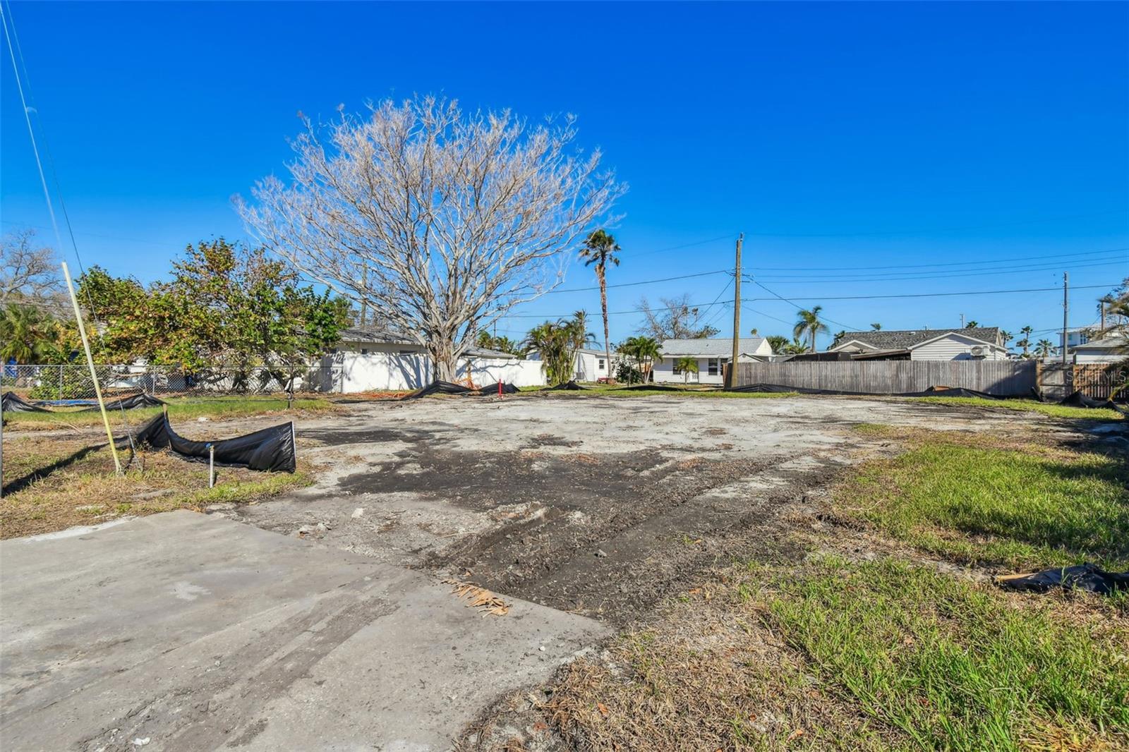 14085 W PARSLEY DR Property Photo 1