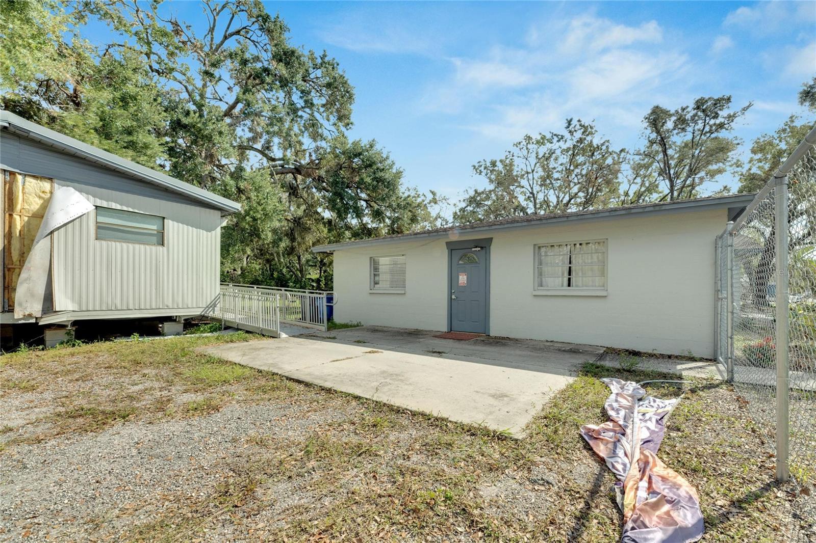 3001 S Kings Ave Property Photo 33