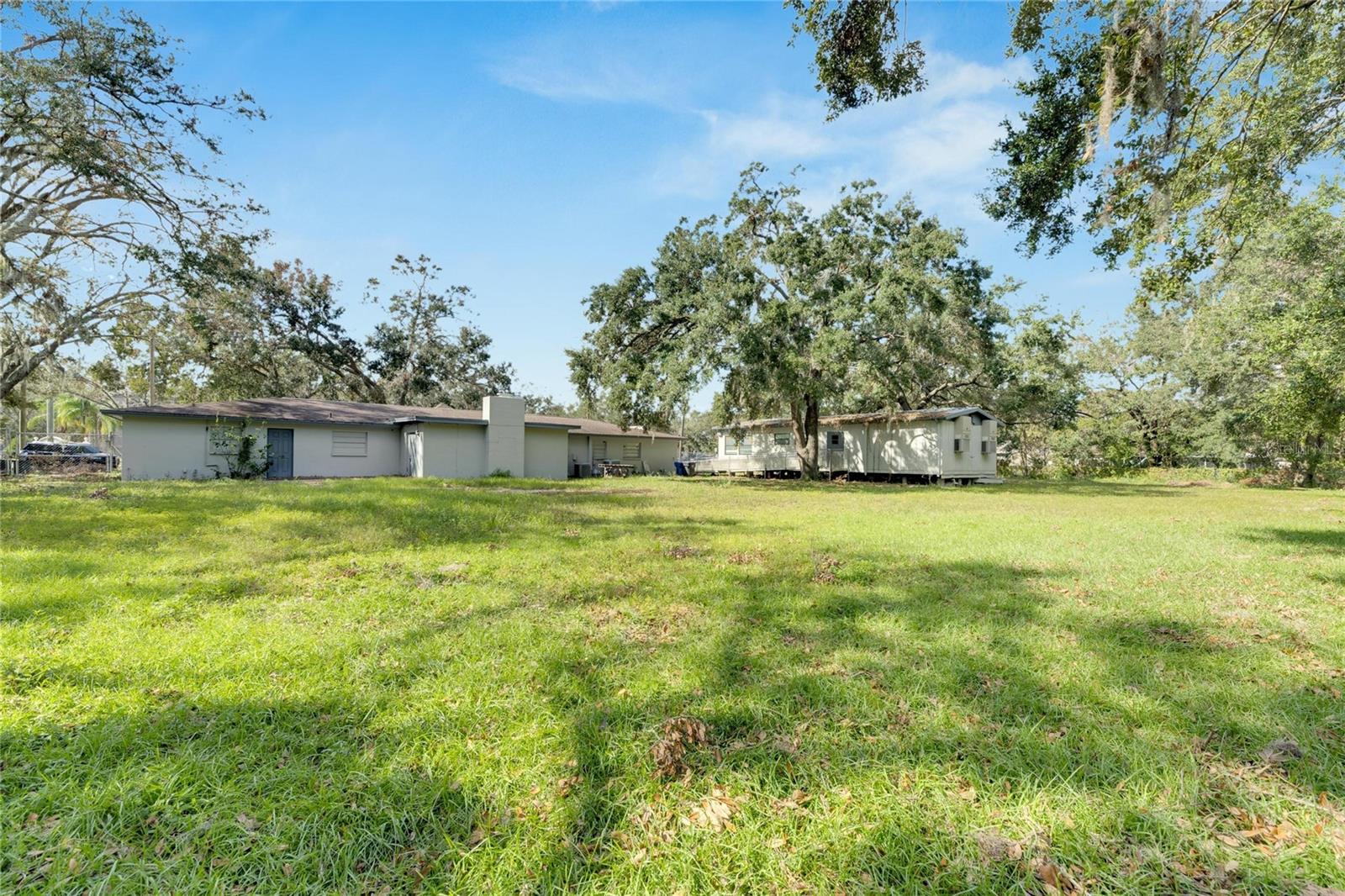3001 S Kings Ave Property Photo 44