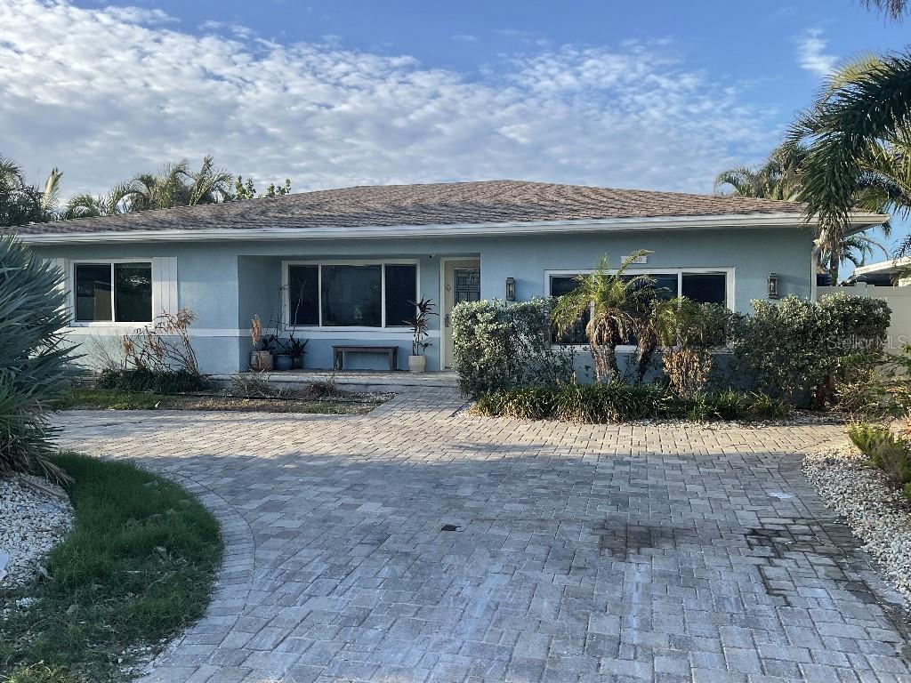 8060 GULF BLVD Property Photo 1