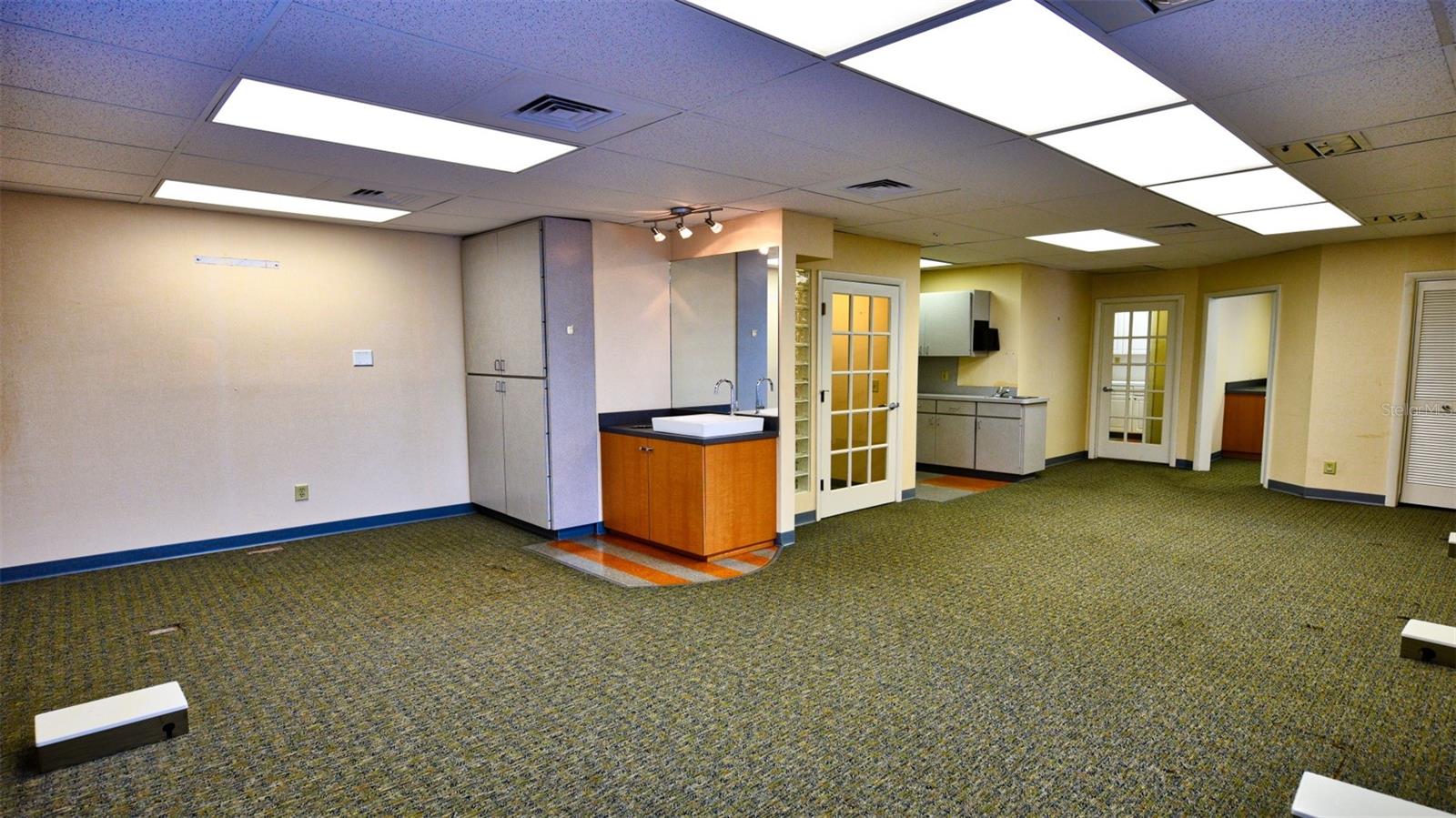 9109 Baymeadows Rd Property Photo 2