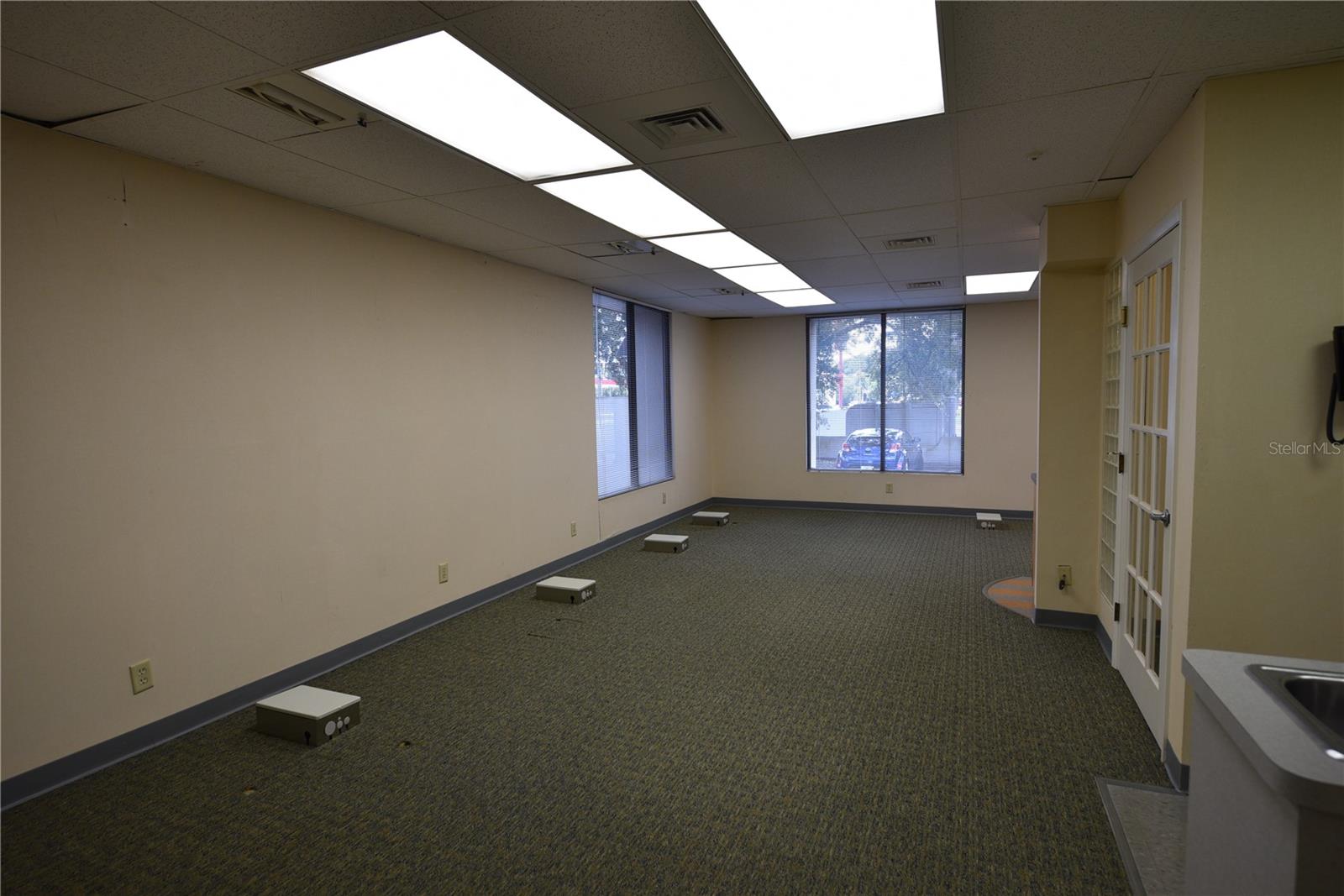 9109 Baymeadows Rd Property Photo 4