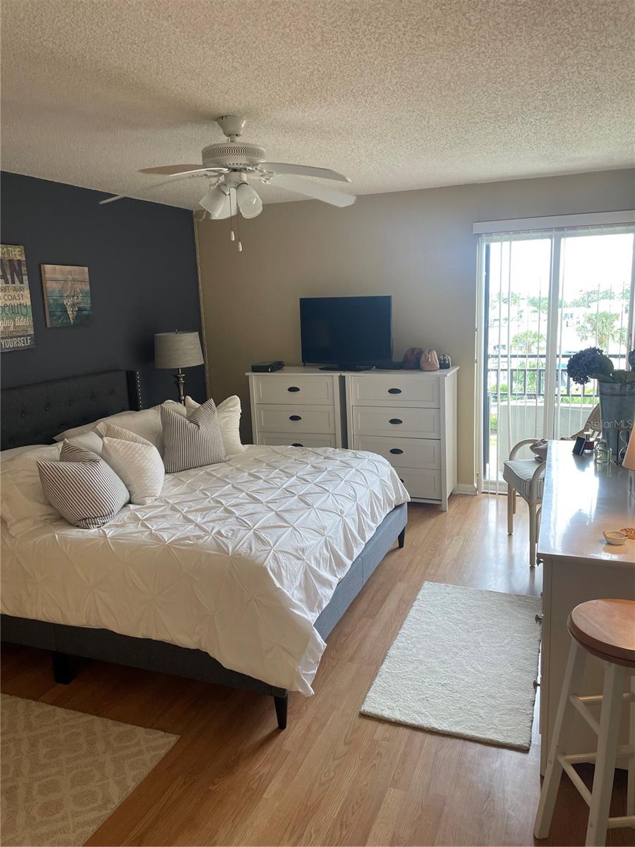 830 S Gulfview Blvd #406 Property Photo 2