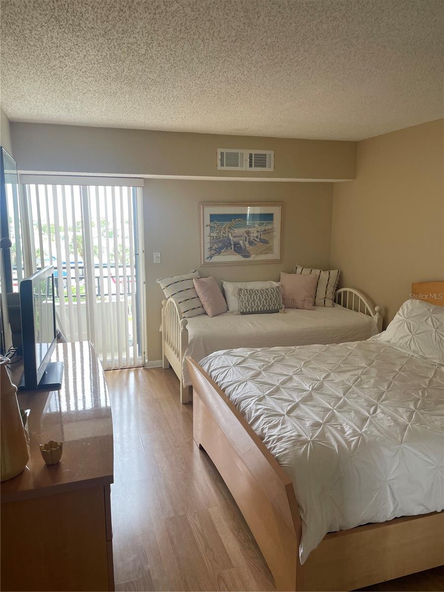 830 S Gulfview Blvd #406 Property Photo 12