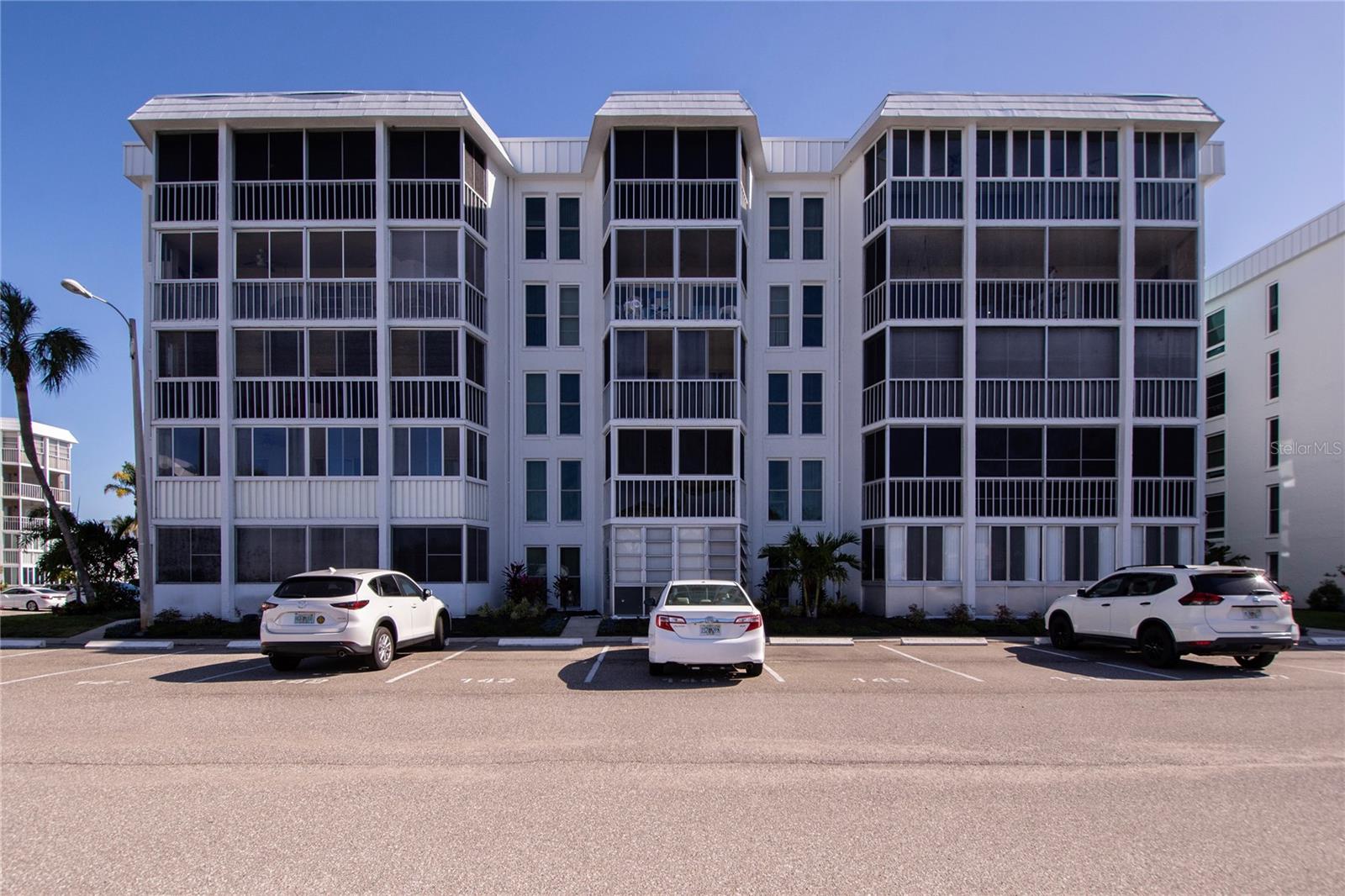 4908 38th Way S #305 Property Photo 1