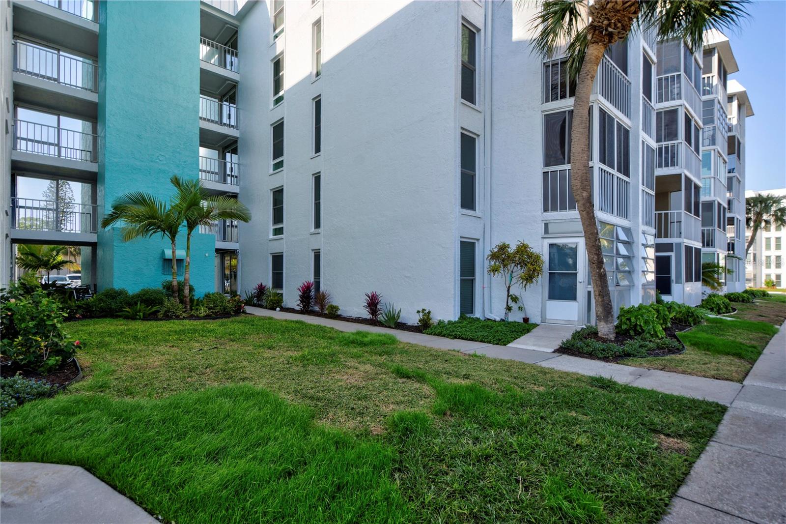 4908 38th Way S #305 Property Photo 50