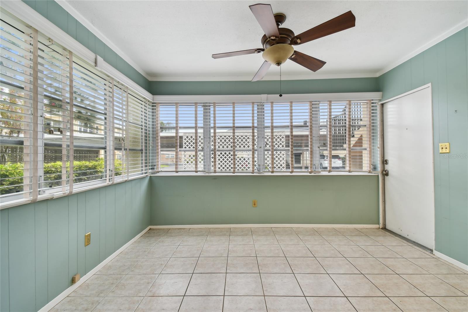 1001 Eden Isle Dr Ne #1 Property Photo 23