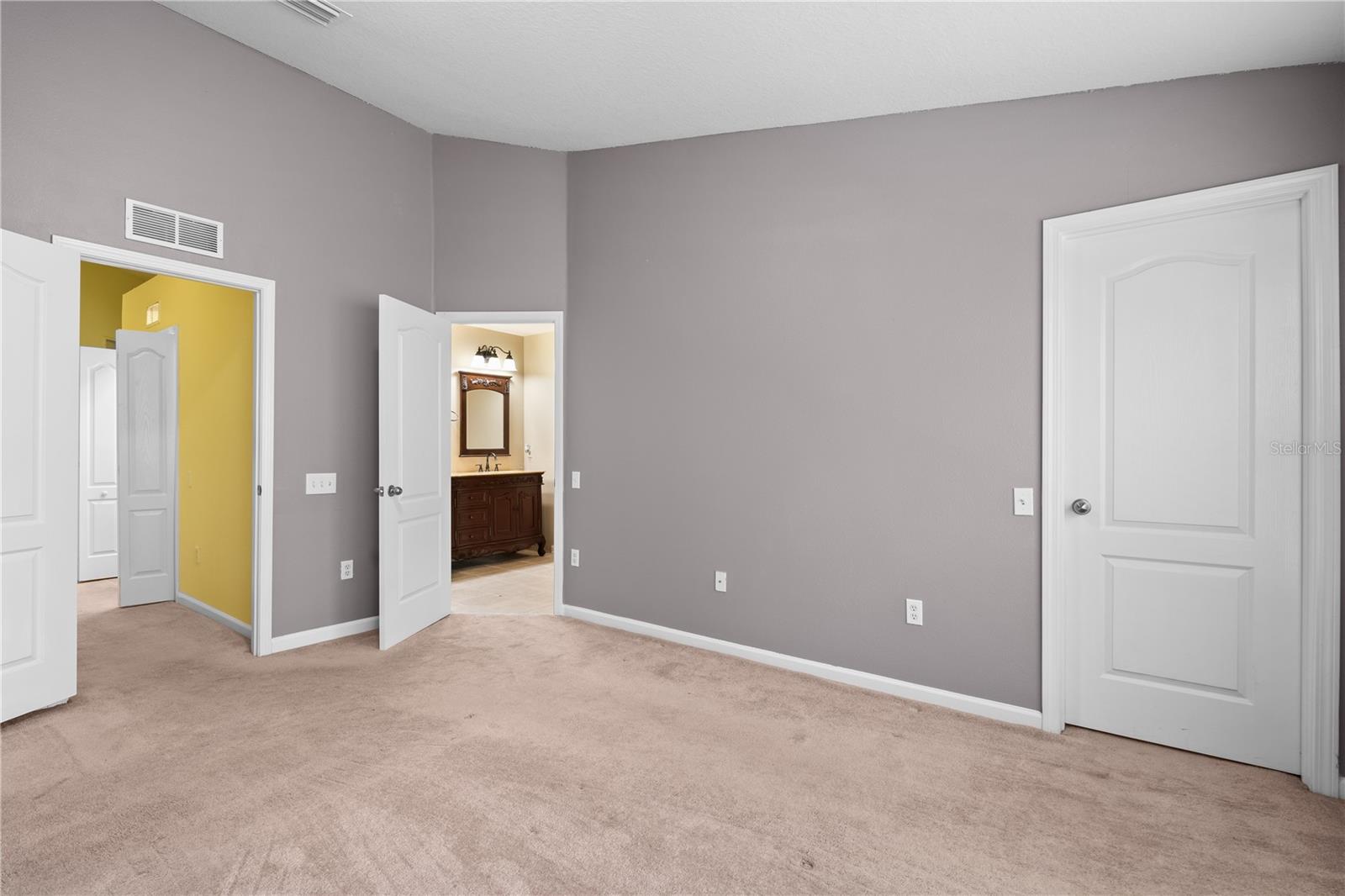 2619 Redford Way Property Photo 20