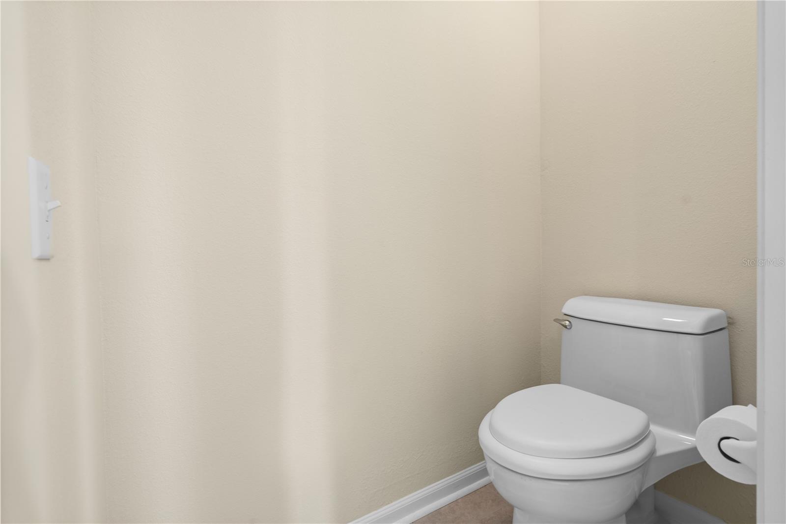 2619 Redford Way Property Photo 24