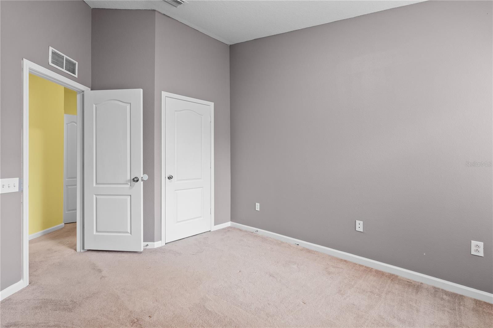 2619 Redford Way Property Photo 27
