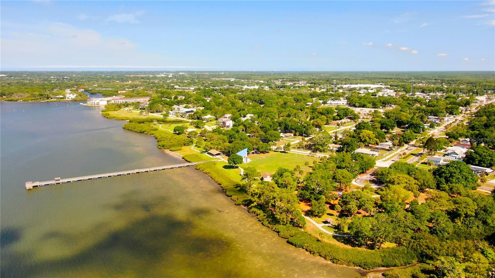 303 Shore Dr W Property Photo 58