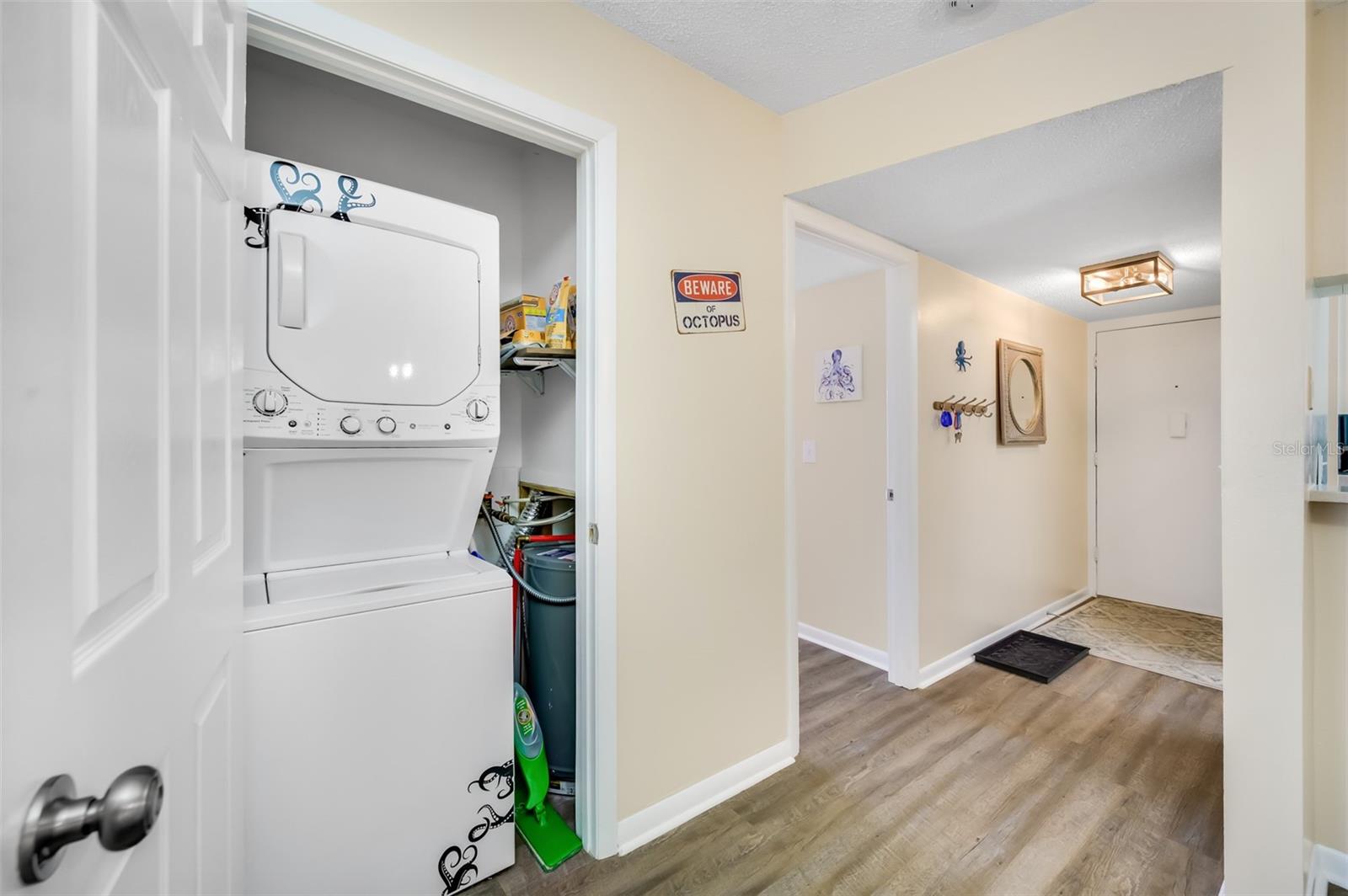 260 Medallion Blvd #f Property Photo 12