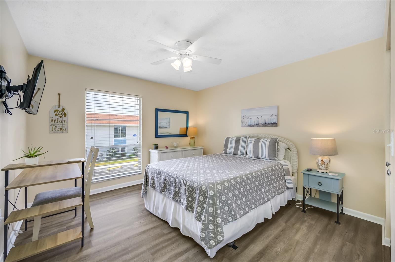 260 Medallion Blvd #f Property Photo 16