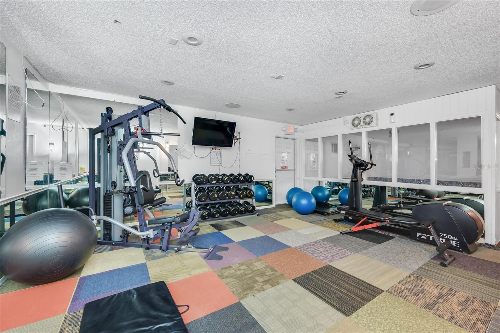 260 Medallion Blvd #f Property Photo 34