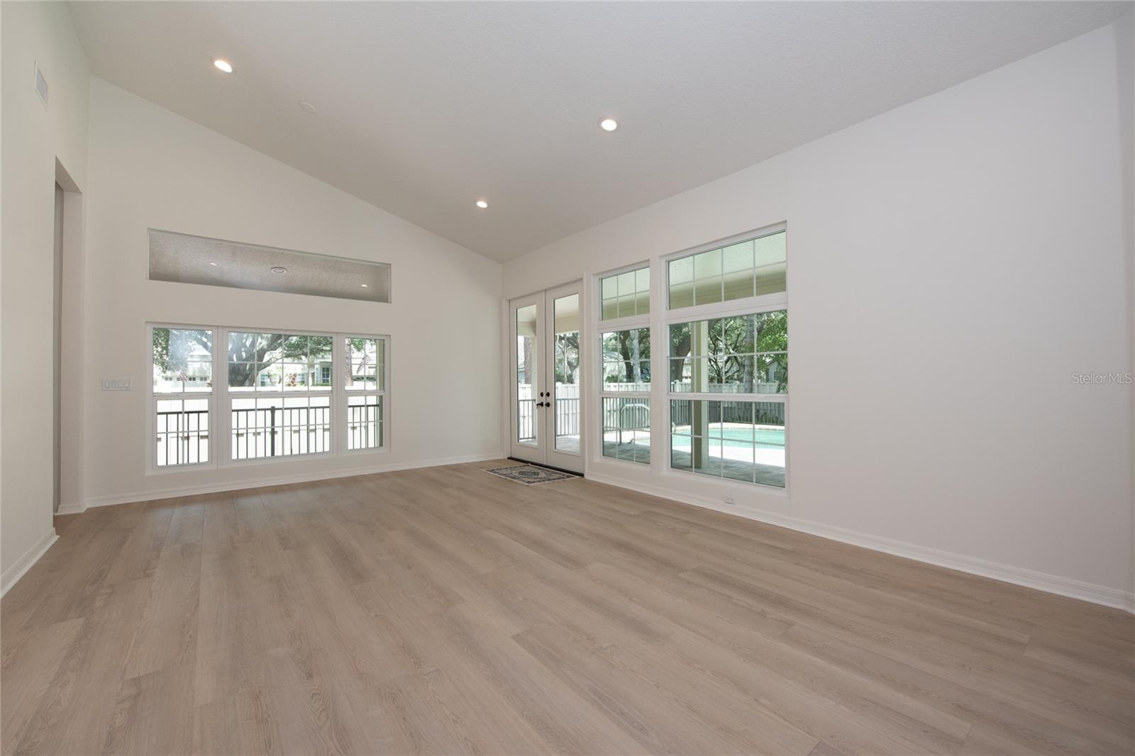 379 Fan Palm Ct Ne #0 Property Photo 9