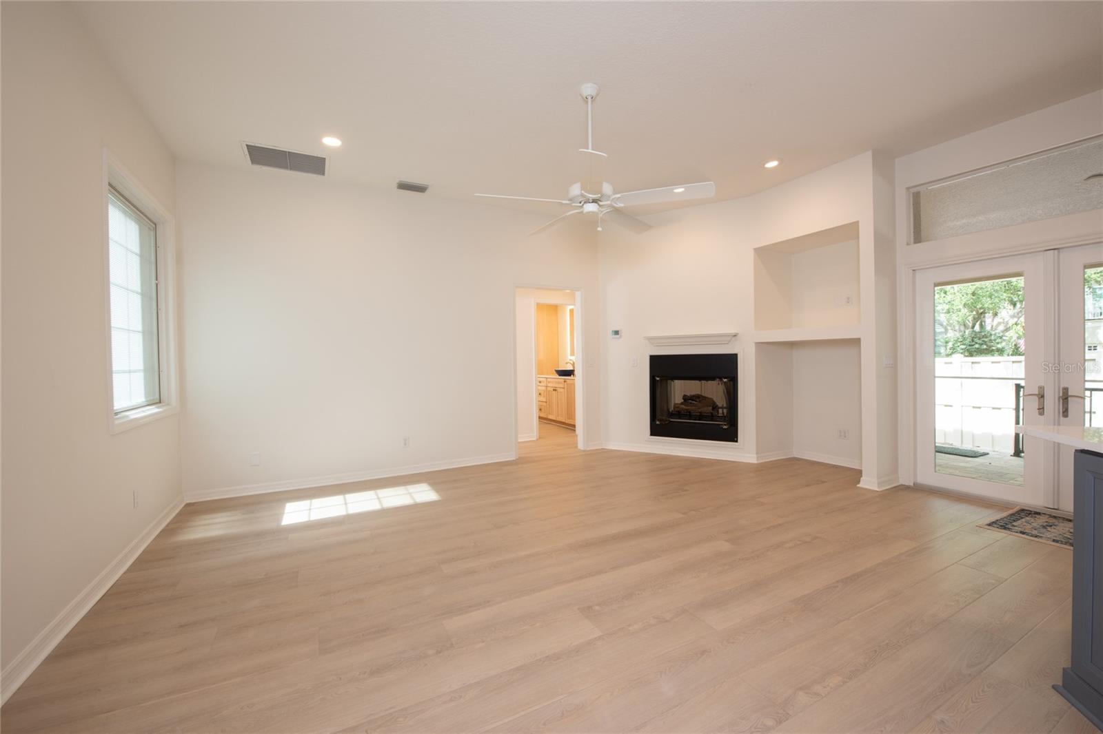 379 Fan Palm Ct Ne #0 Property Photo 12