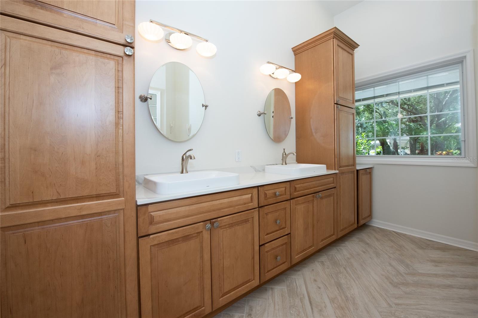 379 Fan Palm Ct Ne #0 Property Photo 27