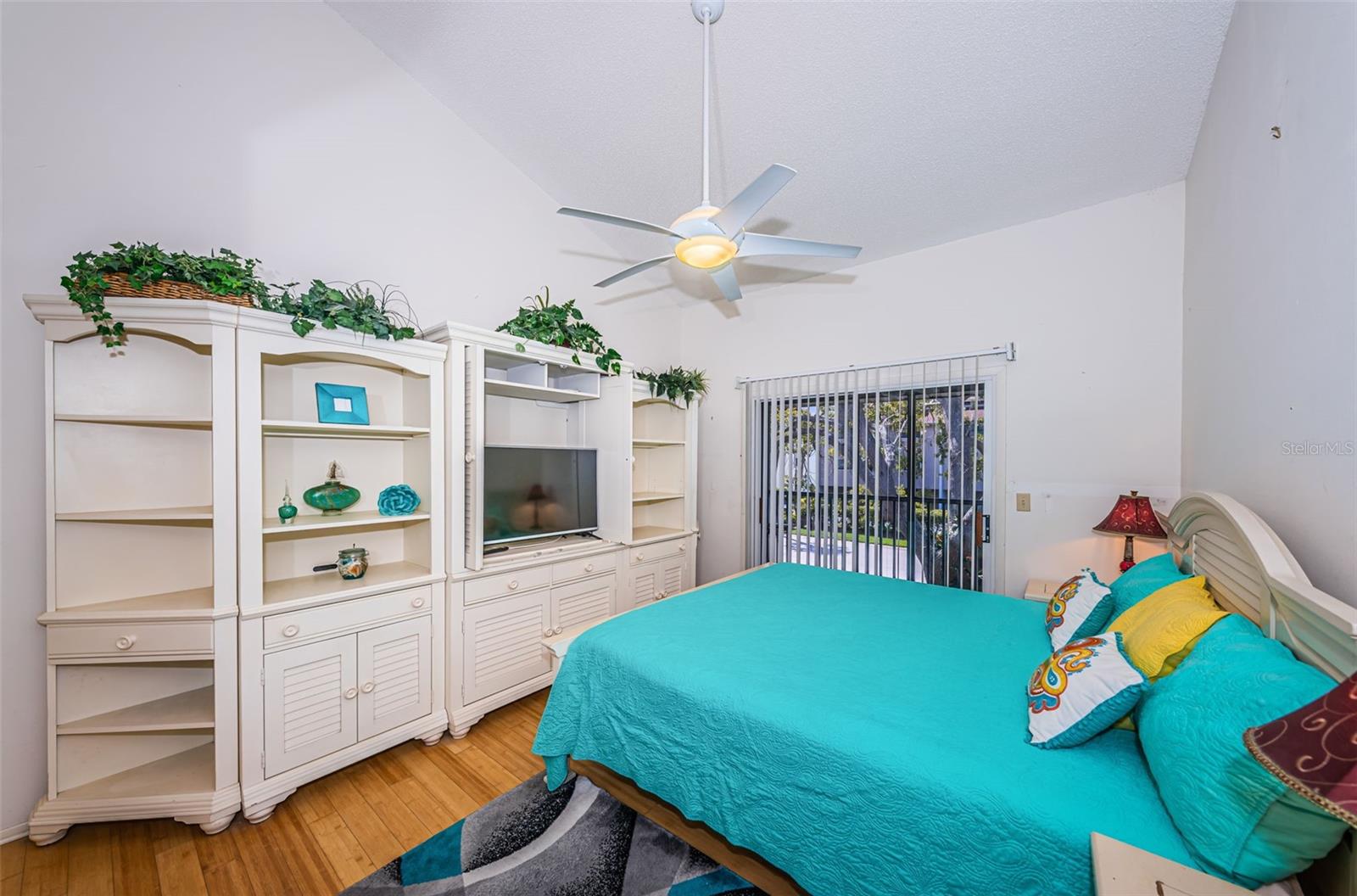 169 Sun Isle Cir #33 Property Photo 14