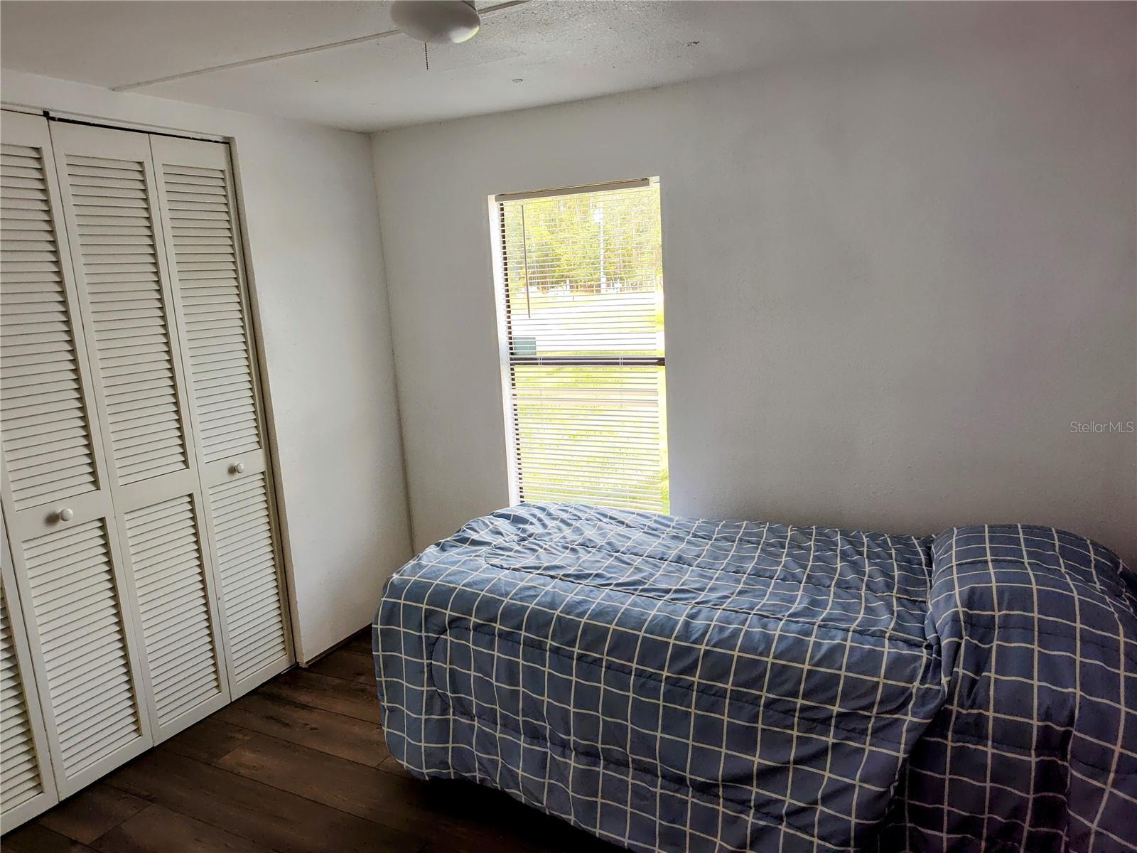 24346 Maxwell St Property Photo 13