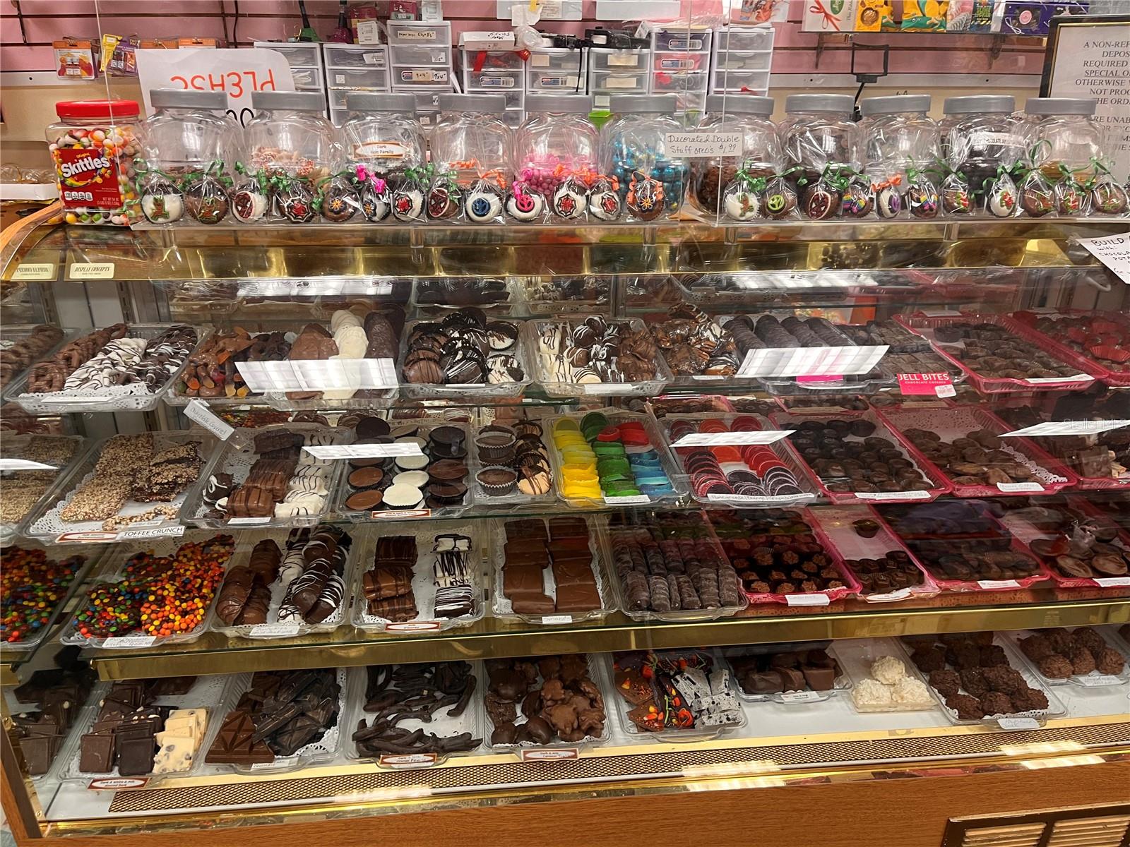 9409 Chocolates By Michelle Property Photo 5