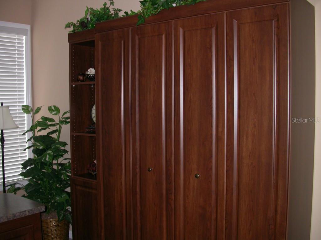 10313 Hebblewhite Ct Property Photo 18