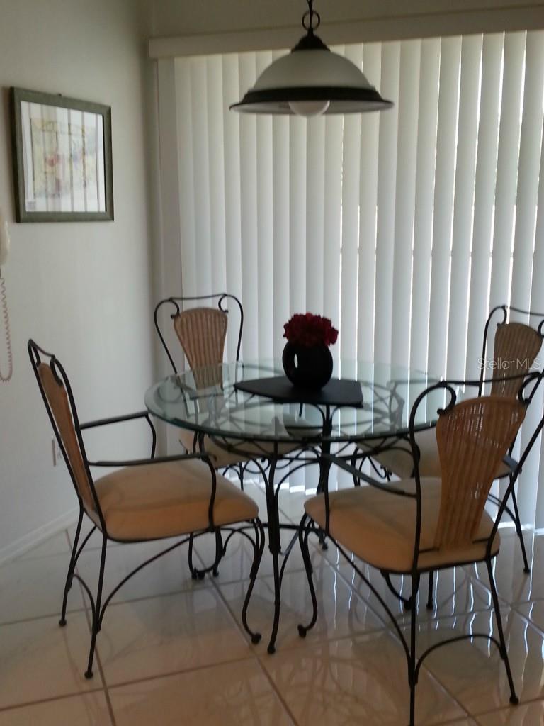 9480 High Gate Dr #2125 Property Photo 4