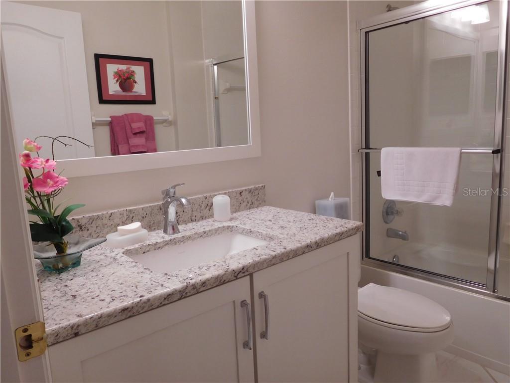 9480 High Gate Dr #2125 Property Photo 10