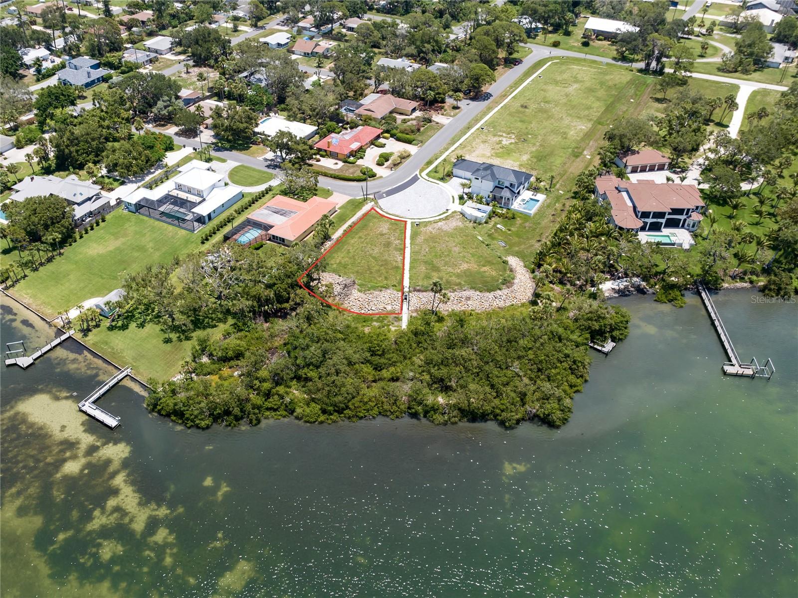 1461 Bayshore Rd Property Photo 3