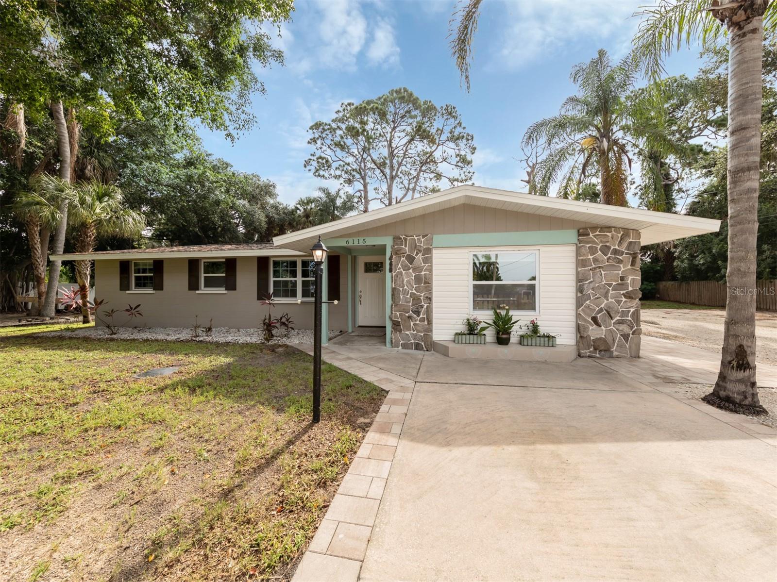 6115 CARLTON AVE Property Photo 1