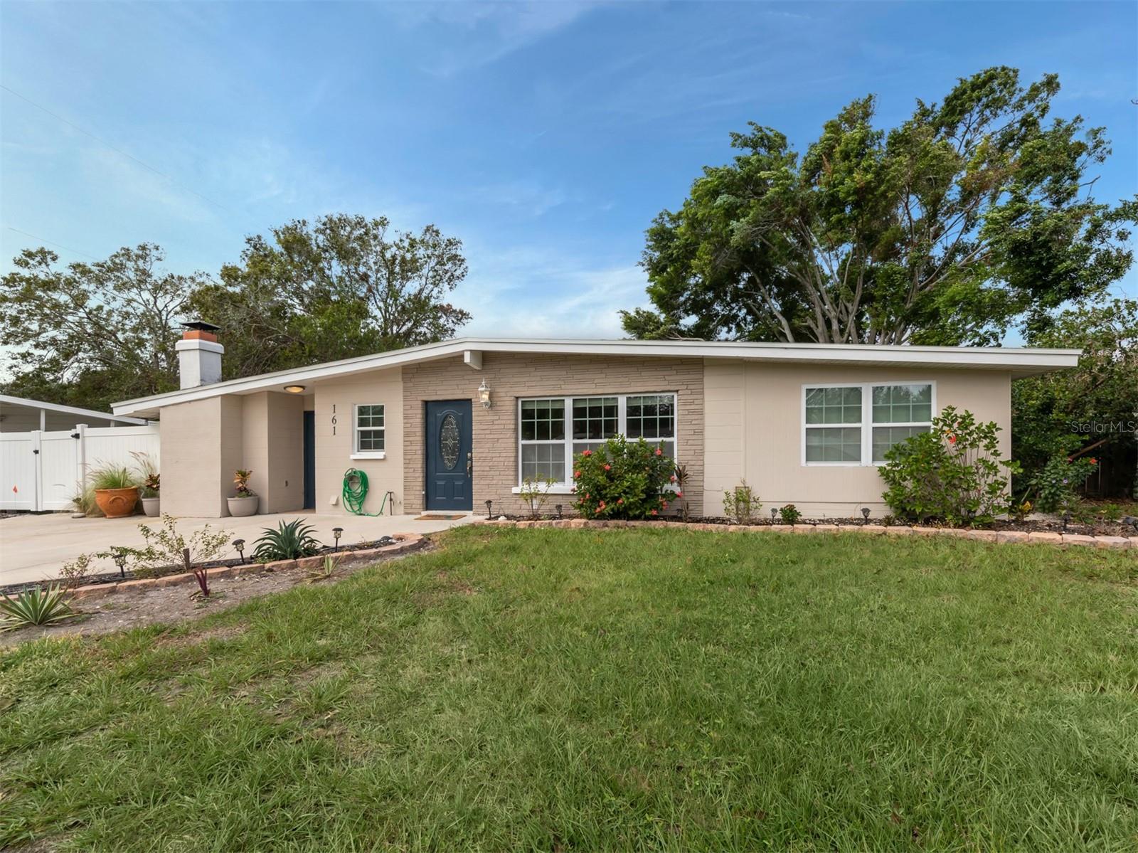 161 Suntan Ave Property Photo
