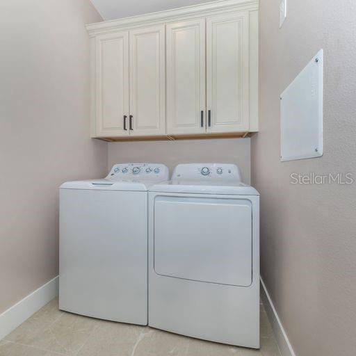 938 E Venice Ave Property Photo 11