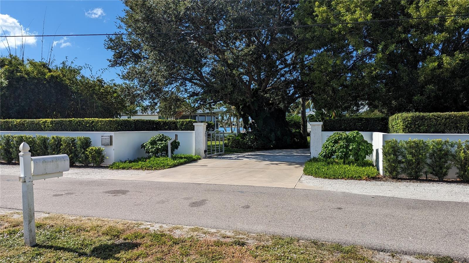 2500 Bayshore Rd Property Photo 13