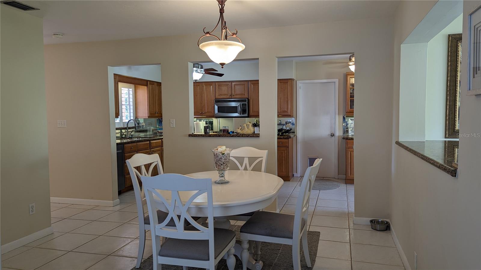 2500 Bayshore Rd Property Photo 33