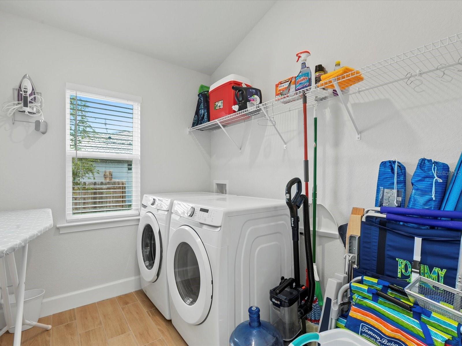 1190 Euclid Rd Property Photo 37