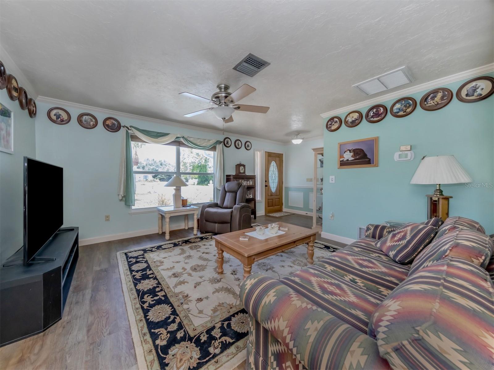 2541 Northway Dr Property Photo 4