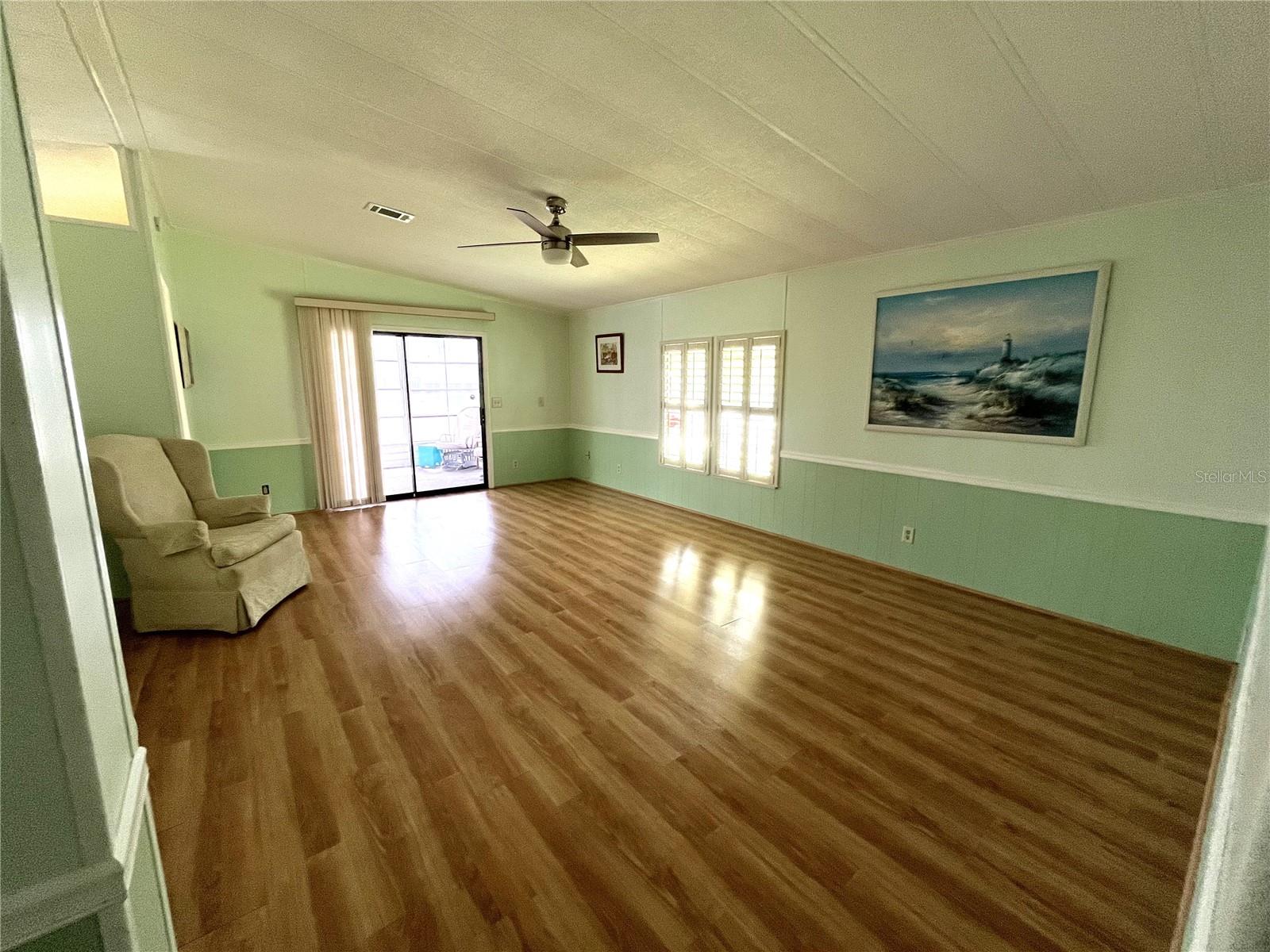 257 Palm Harbor Dr Property Photo 11