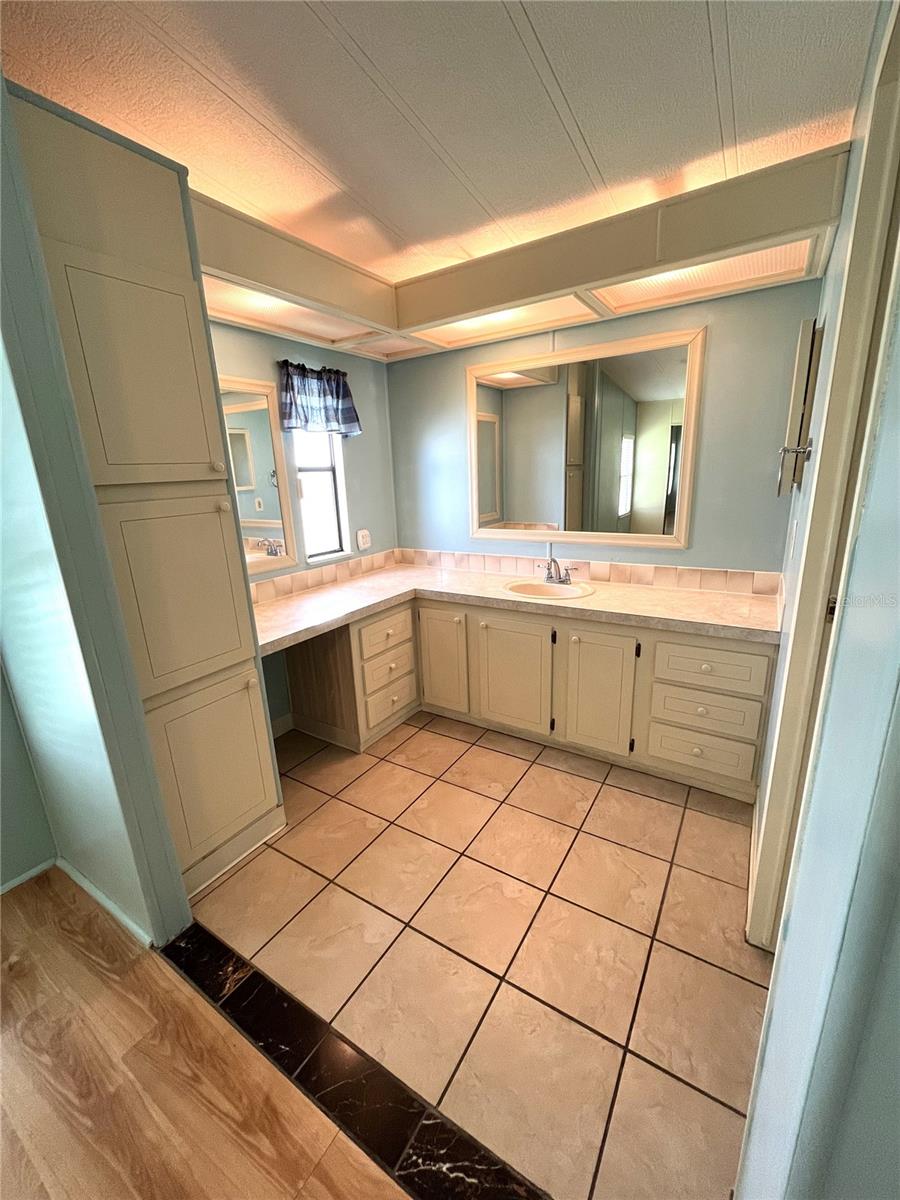 257 Palm Harbor Dr Property Photo 17