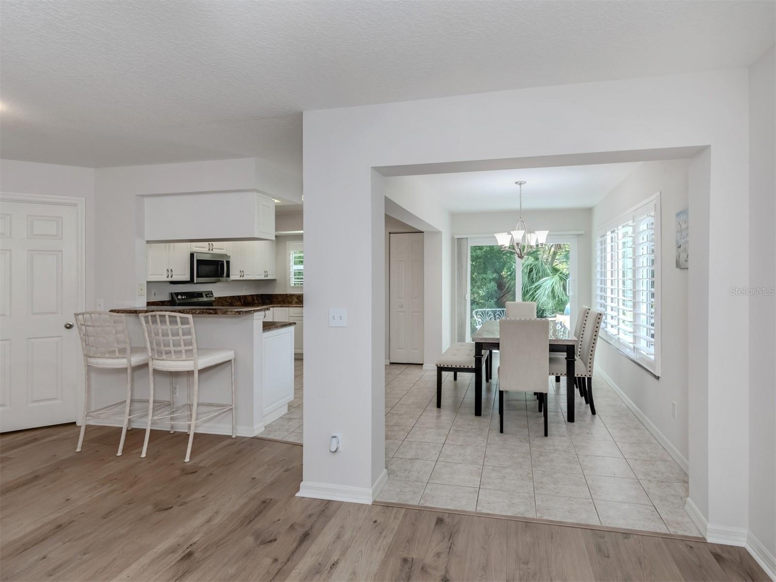 821 Montrose Dr #103 Property Photo 14