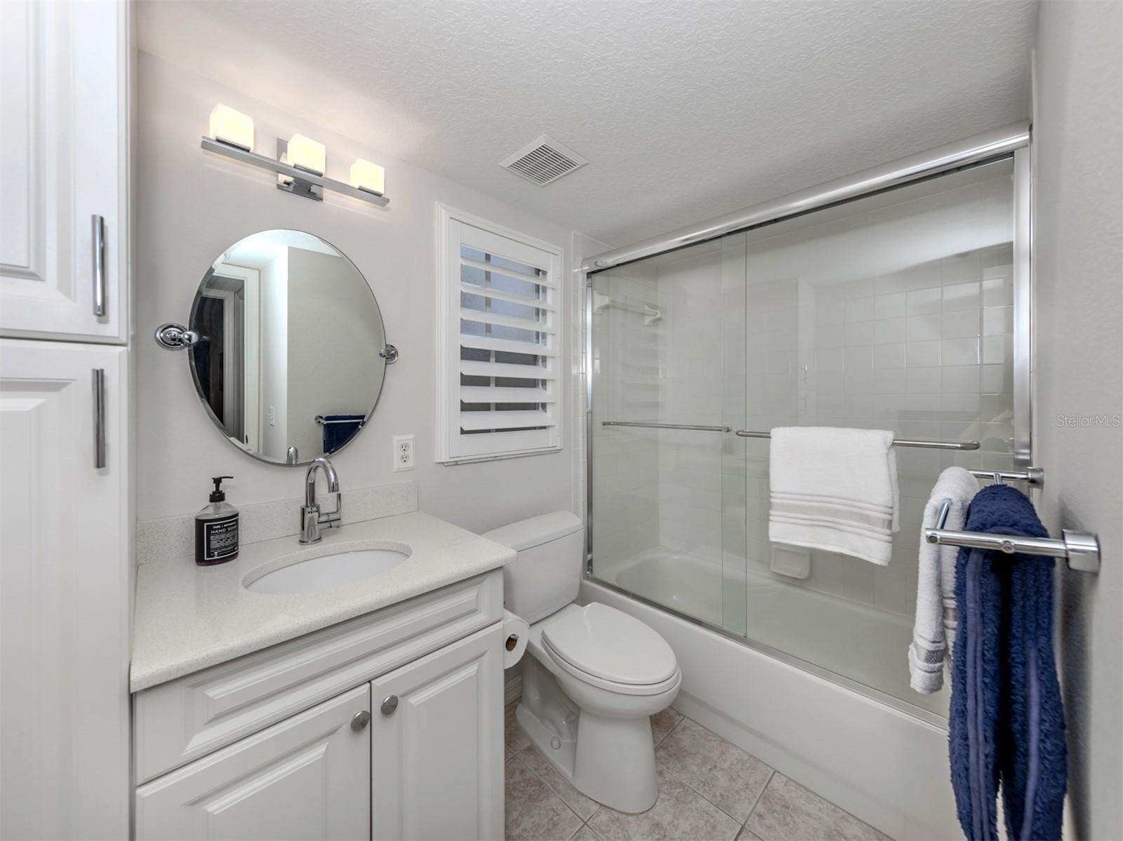 821 Montrose Dr #103 Property Photo 22