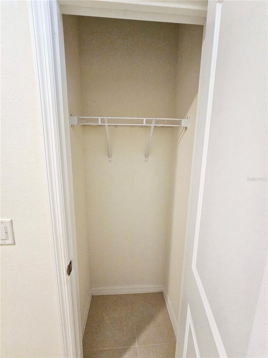 12021 Gillingham Harbor Ln Property Photo 5