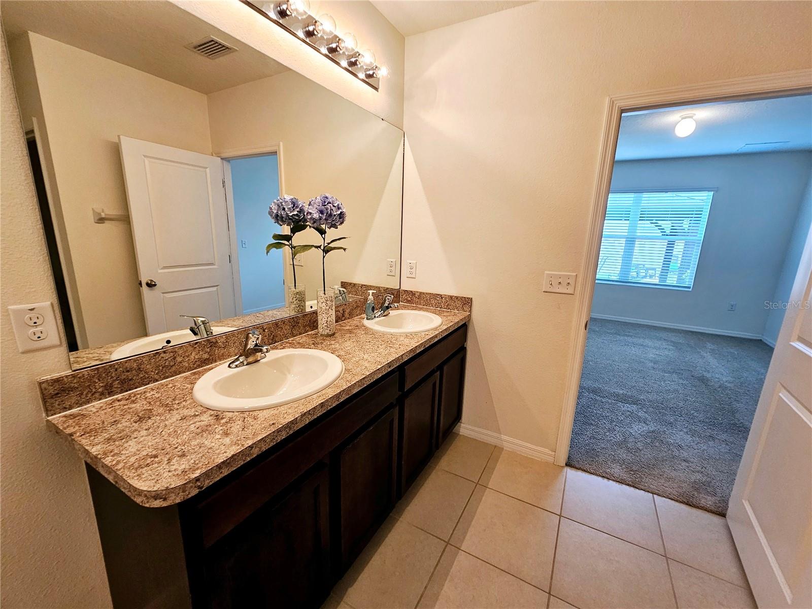12021 Gillingham Harbor Ln Property Photo 15