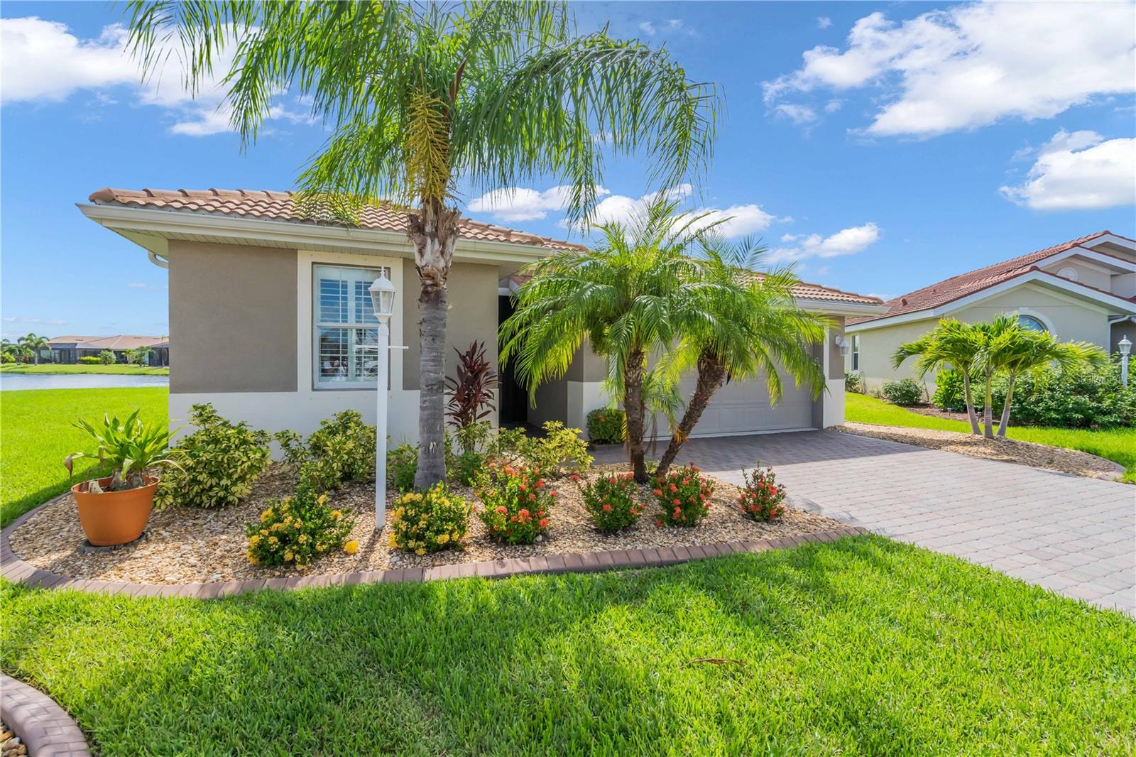 9263 Peregrine Way Property Photo 4