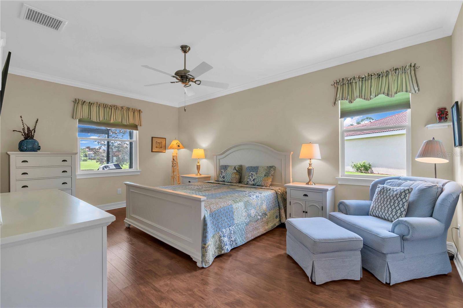 9263 Peregrine Way Property Photo 12