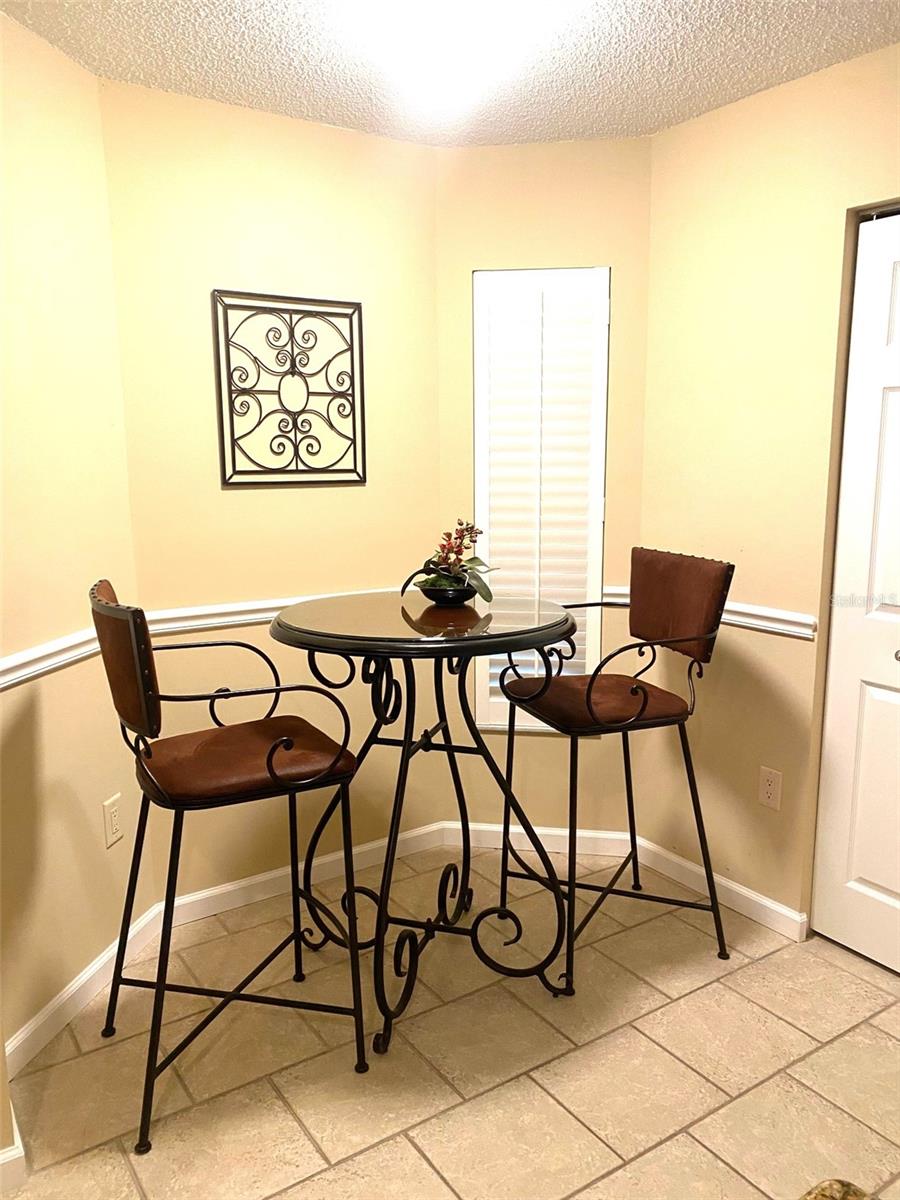 N6133940 Property Photo 12