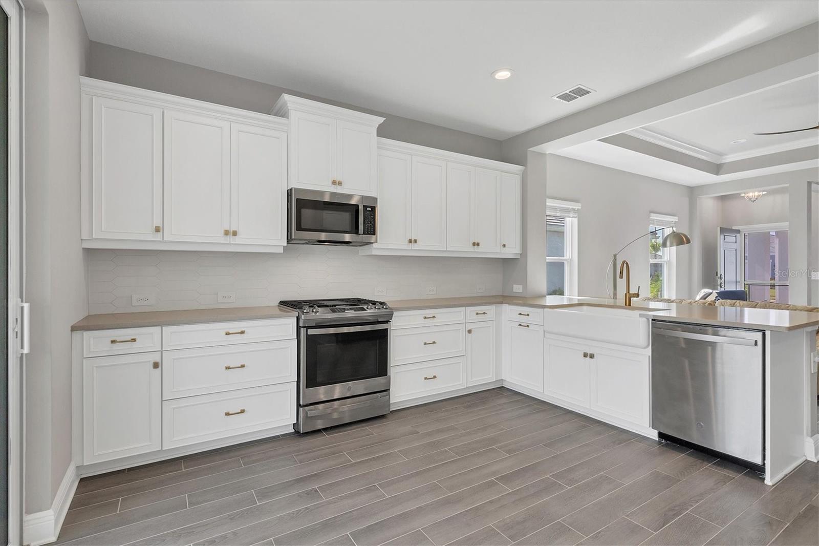 12760 Brookgreen St Property Photo 11