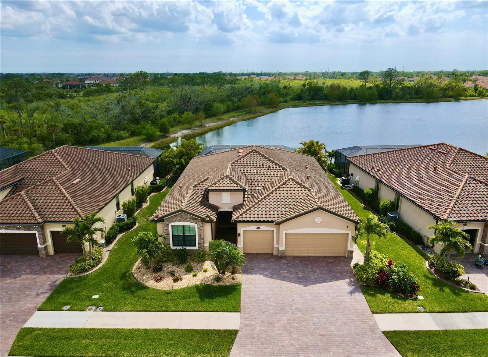 13587 Vancanza Dr Property Photo 1