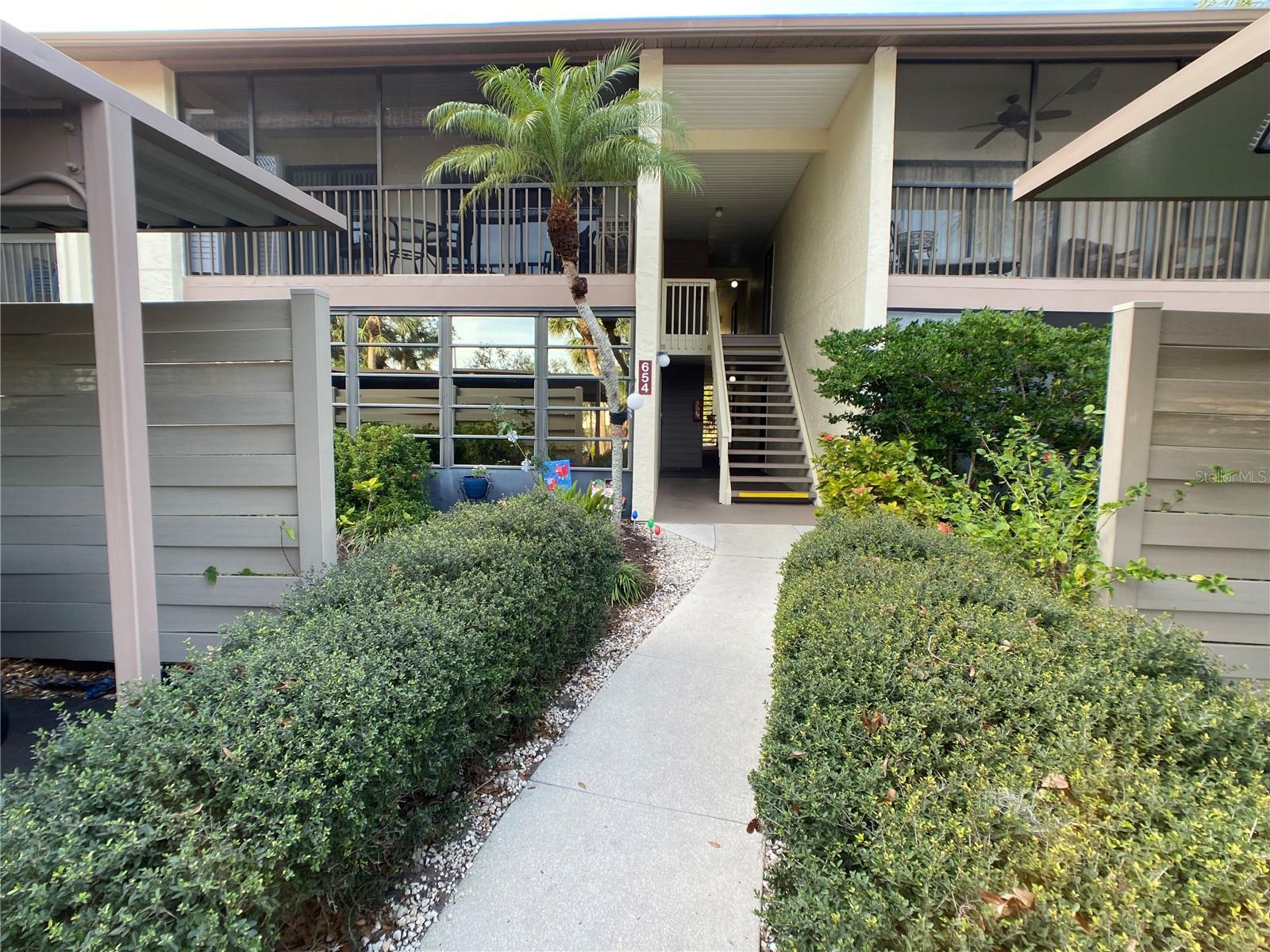 654 Bird Bay Dr E #106 Property Photo 2